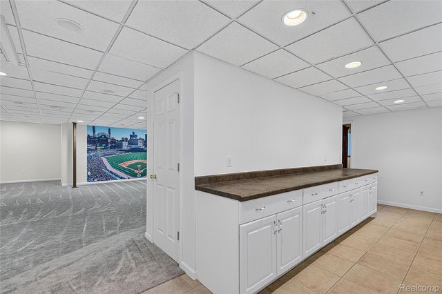 4509 Peppermill Lane, Lake Orion Village, MI 48359