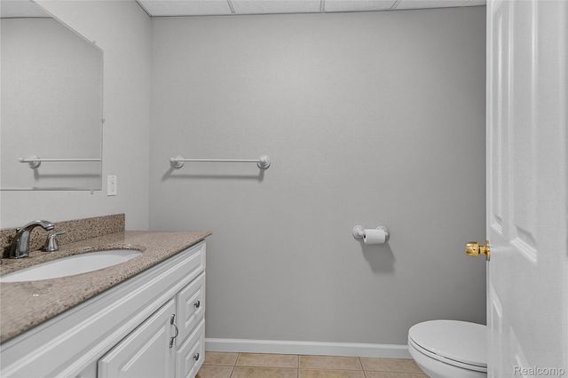 4509 Peppermill Lane, Lake Orion Village, MI 48359