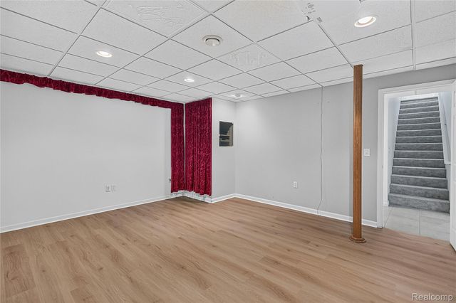 4509 Peppermill Lane, Lake Orion Village, MI 48359