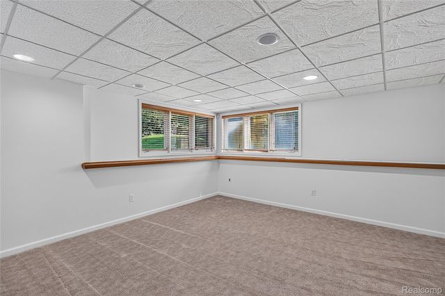 4509 Peppermill Lane, Lake Orion Village, MI 48359