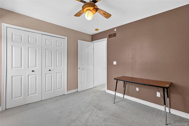 4509 Peppermill Lane, Lake Orion Village, MI 48359