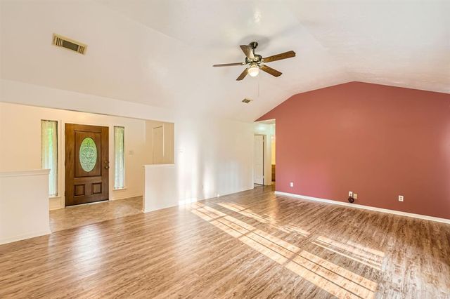 30319 Highland Boulevard, Magnolia, TX 77354