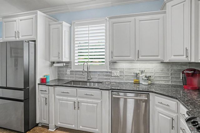 1380 Airport Rd Apt B4, Hot Springs, AR 71913