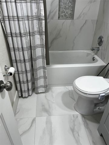 8650 SW 67th Ave 1029, Pinecrest, FL 33156