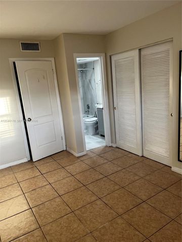 8650 SW 67th Ave 1029, Pinecrest, FL 33156