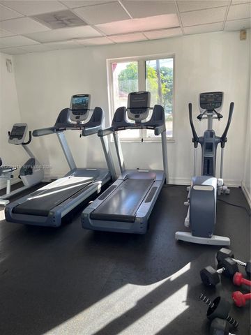 8650 SW 67th Ave 1029, Pinecrest, FL 33156