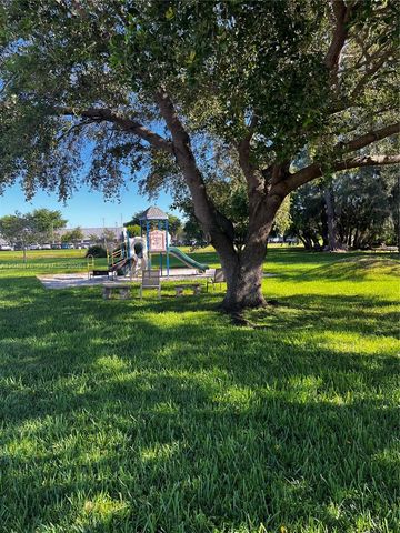 8650 SW 67th Ave 1029, Pinecrest, FL 33156