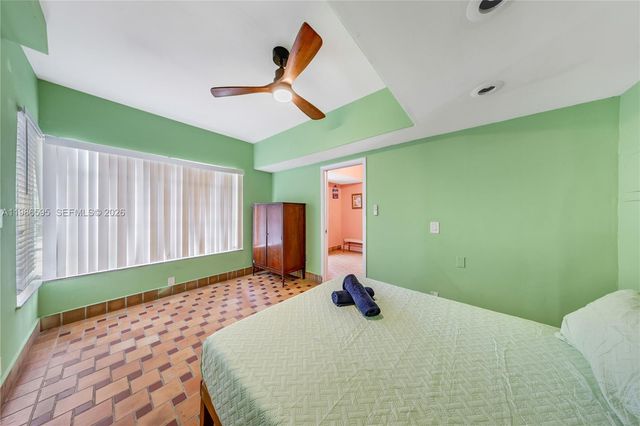 843 NW 3rd St 1, Miami, FL 33128