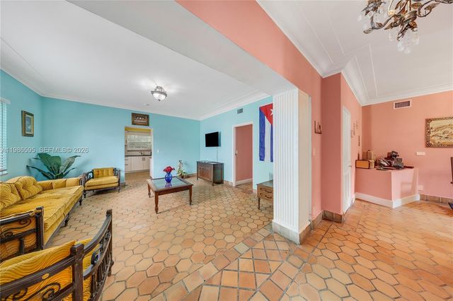 843 NW 3rd St 1, Miami, FL 33128