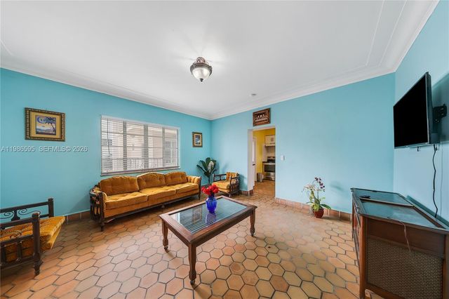 843 NW 3rd St 1, Miami, FL 33128