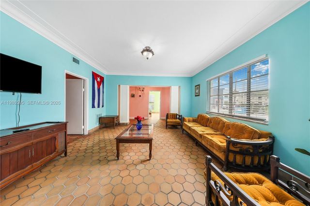 843 NW 3rd St 1, Miami, FL 33128