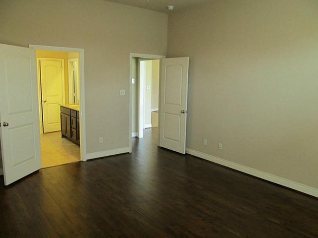 14104 Green Thicket Drive, Pearland, TX 77584