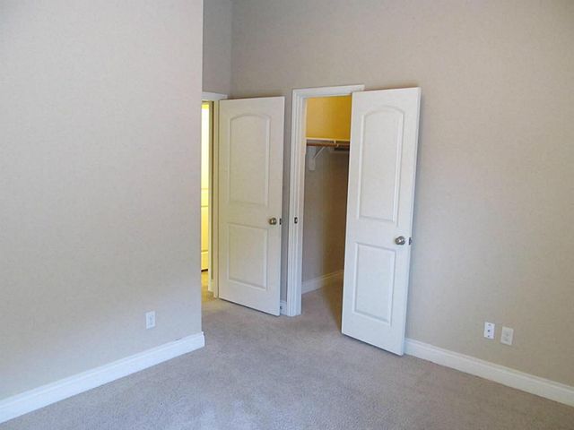 14104 Green Thicket Drive, Pearland, TX 77584