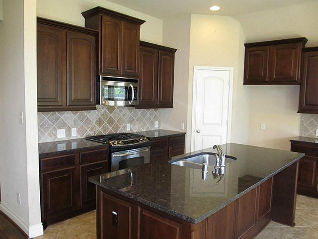 14104 Green Thicket Drive, Pearland, TX 77584