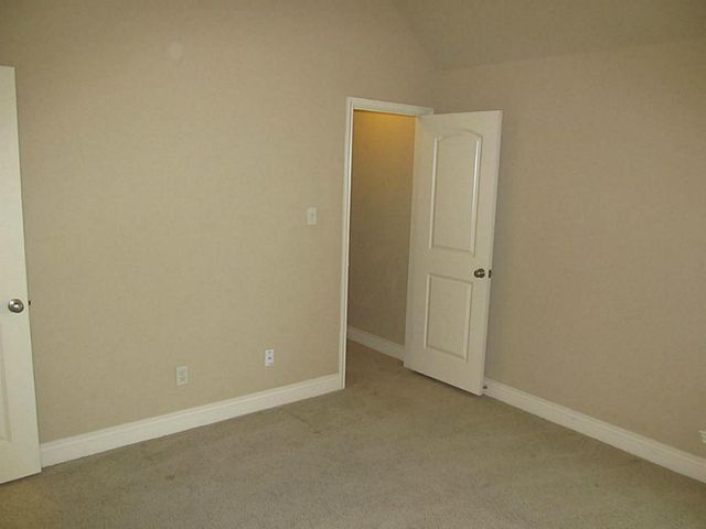 14104 Green Thicket Drive, Pearland, TX 77584
