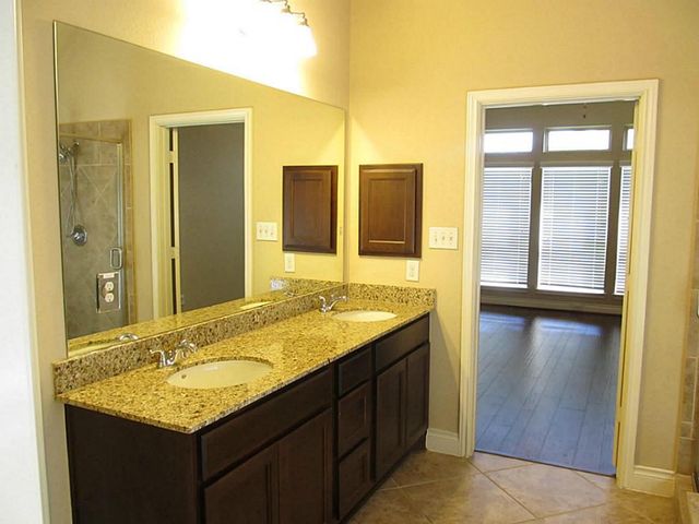14104 Green Thicket Drive, Pearland, TX 77584