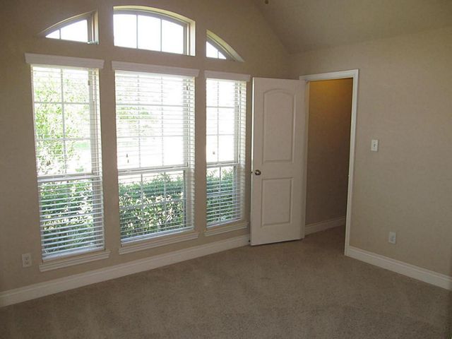 14104 Green Thicket Drive, Pearland, TX 77584