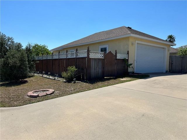 13838 Sea Horse Ave, Corpus Christi, TX 78418