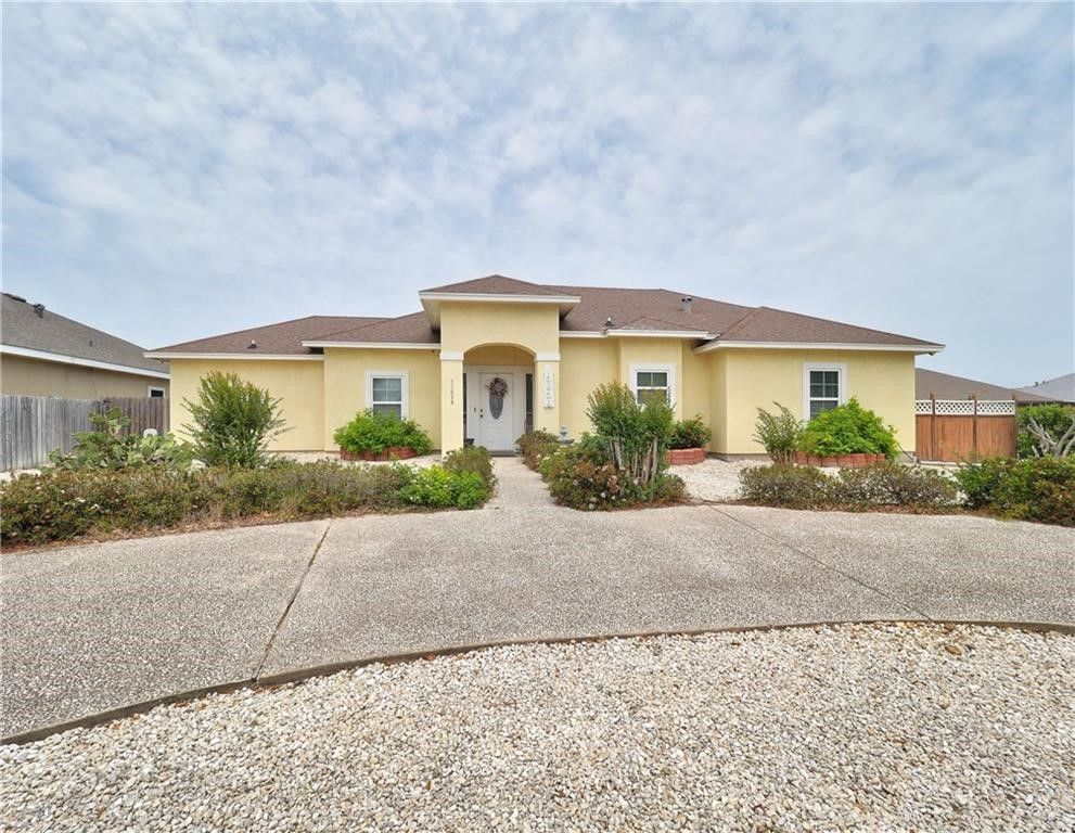 13838 Sea Horse Ave, Corpus Christi, TX 78418