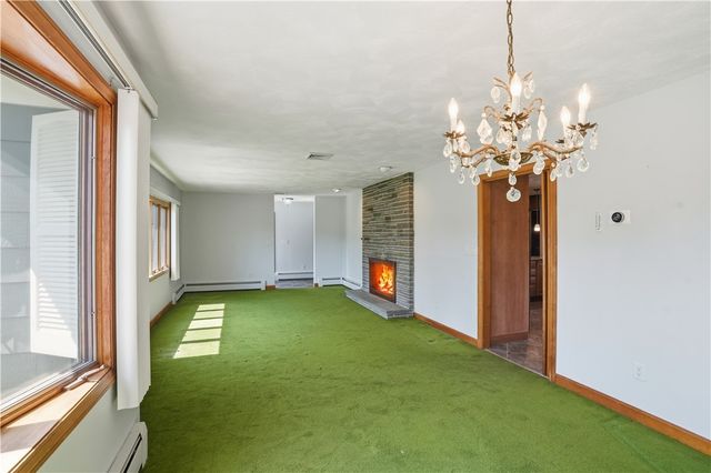 8 Wabasso Terrace, Middletown, RI 02842