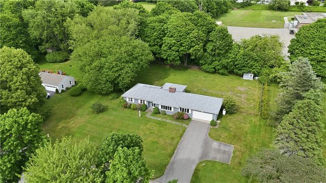 8 Wabasso Terrace, Middletown, RI 02842