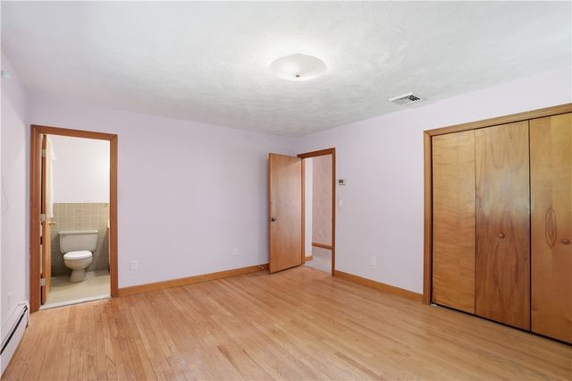 8 Wabasso Terrace, Middletown, RI 02842