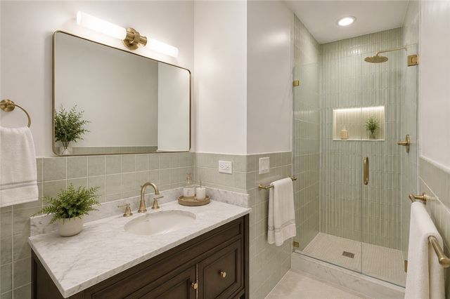 8 Wabasso Terrace, Middletown, RI 02842