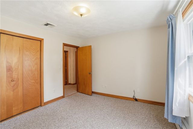 8 Wabasso Terrace, Middletown, RI 02842