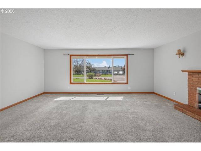 51913 Se WOODMERE Ct, Scappoose, OR 97056