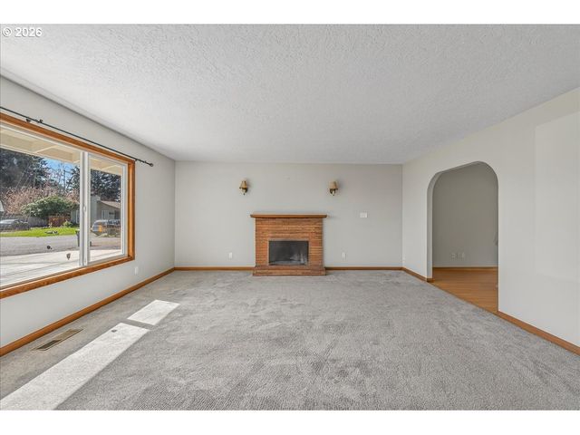 51913 Se WOODMERE Ct, Scappoose, OR 97056