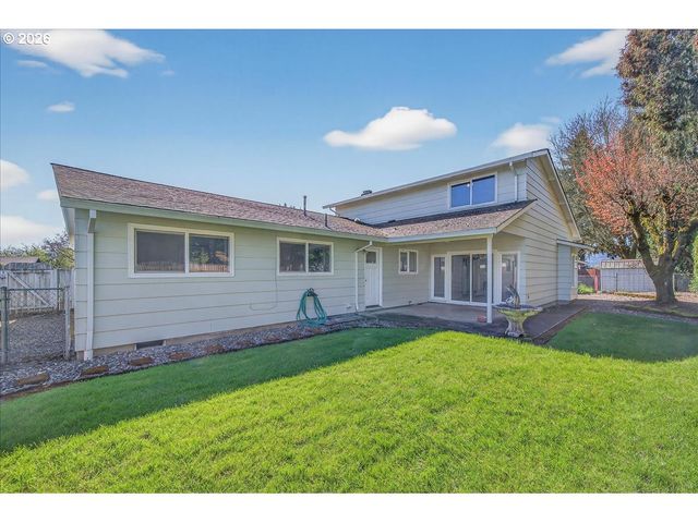 51913 Se WOODMERE Ct, Scappoose, OR 97056