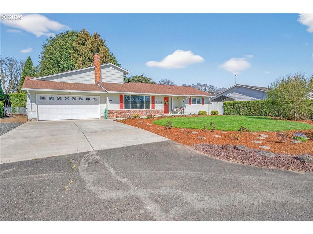 51913 Se WOODMERE Ct, Scappoose, OR 97056