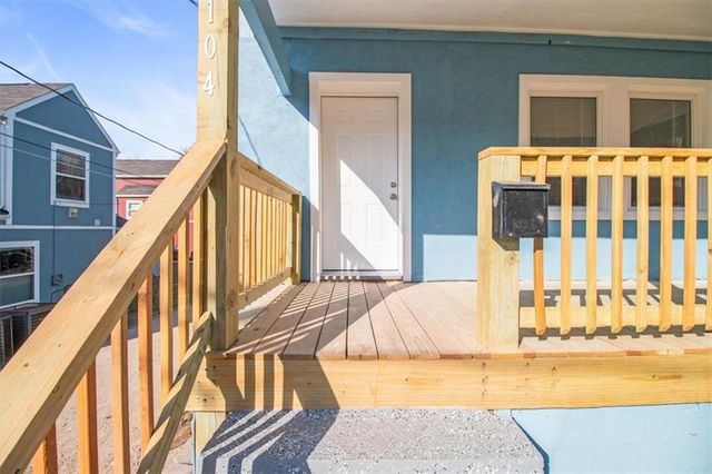 2104 E 24th Terrace, Kansas City, MO 64127