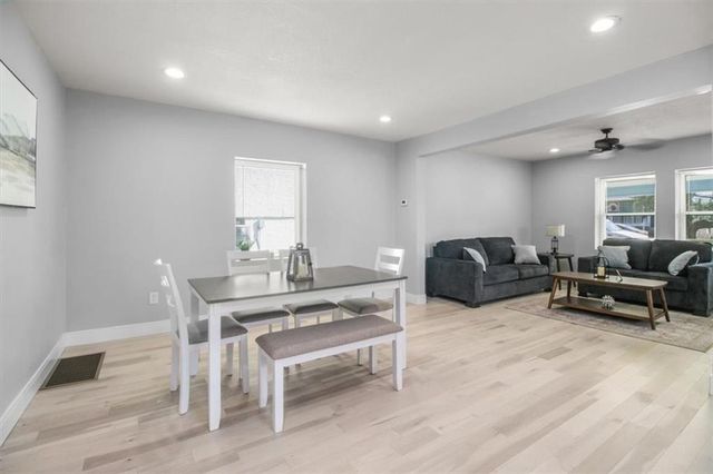 2104 E 24th Terrace, Kansas City, MO 64127