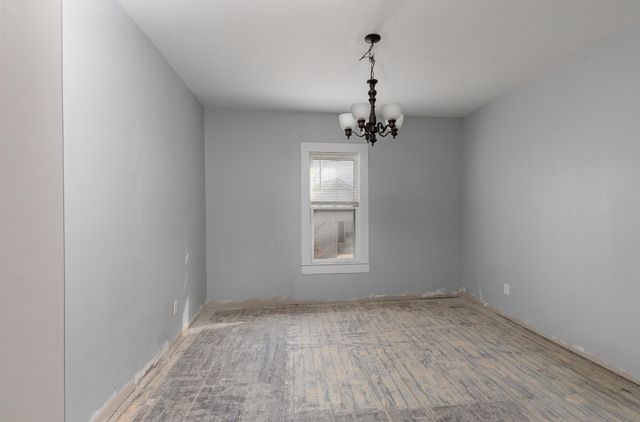 259 E Jefferson Street, Marshfield, MO 65706