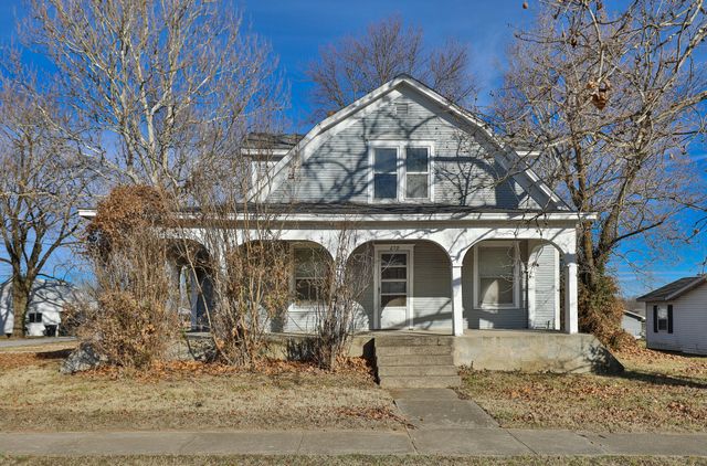 259 E Jefferson Street, Marshfield, MO 65706