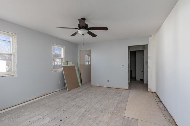 259 E Jefferson Street, Marshfield, MO 65706