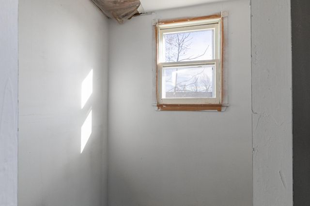 259 E Jefferson Street, Marshfield, MO 65706