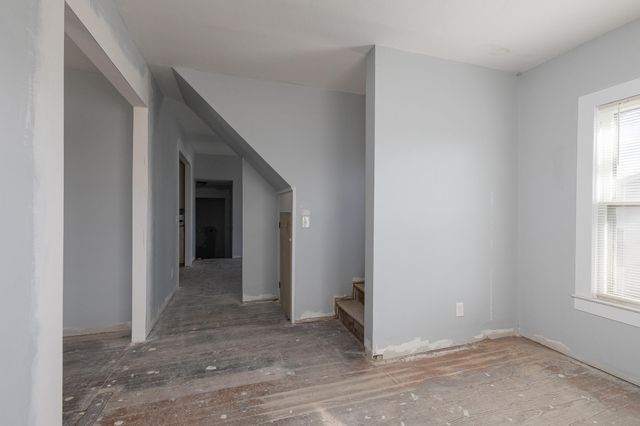 259 E Jefferson Street, Marshfield, MO 65706