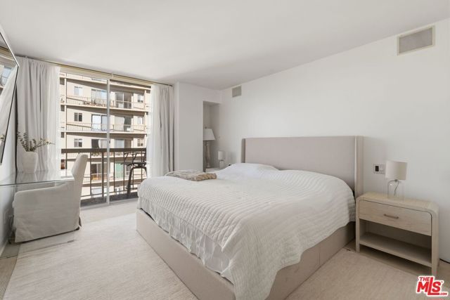 10751 Wilshire Boulevard 1206, Los Angeles, CA 90024