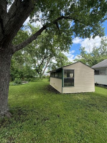 427 E Birch Drive, Glenwood, IL 60425