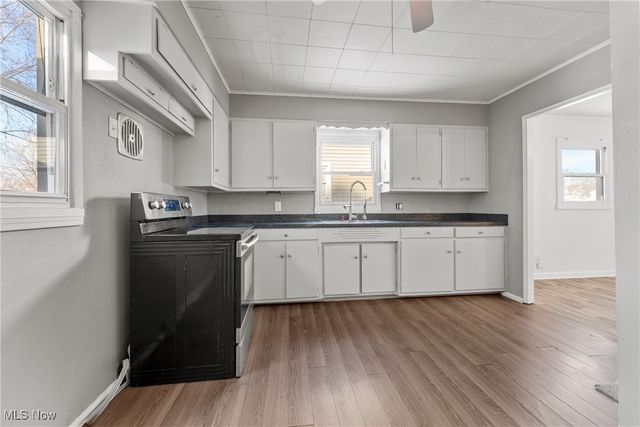 2103 Bollinger Avenue NE, Canton, OH 44705