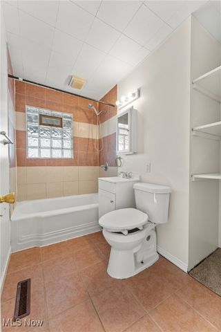 2103 Bollinger Avenue NE, Canton, OH 44705