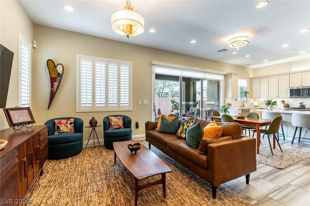 10332 Addie De Mar Lane, Las Vegas, NV 89135