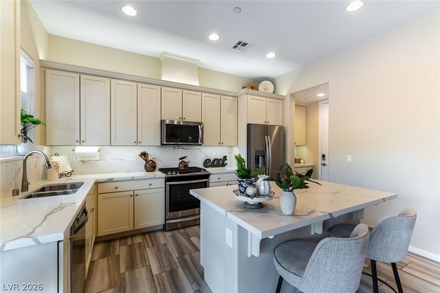 10332 Addie De Mar Lane, Las Vegas, NV 89135