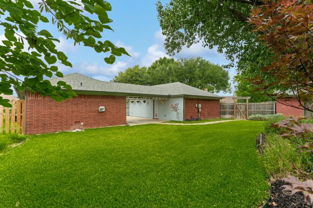 1416 Spyglass Drive, Mansfield, TX 76063