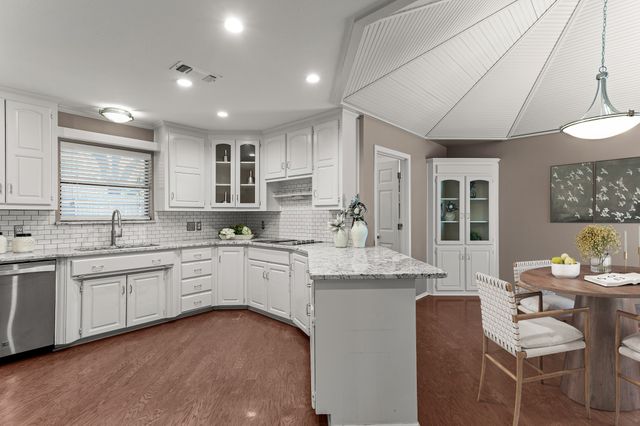 1416 Spyglass Drive, Mansfield, TX 76063