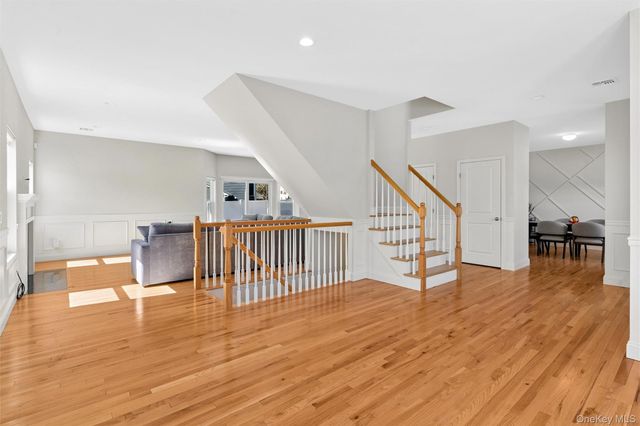 164 Chestnut Street, Mount Sinai, NY 11766