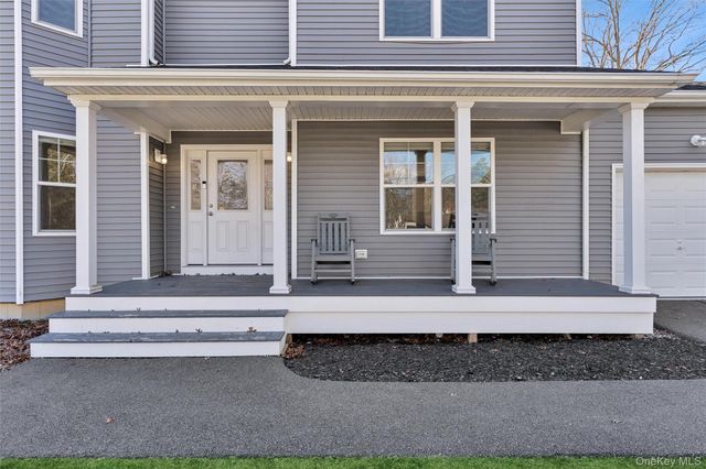 164 Chestnut Street, Mount Sinai, NY 11766