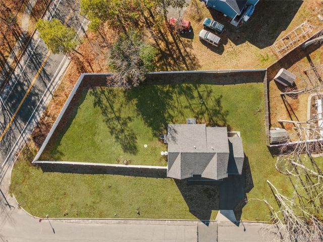 164 Chestnut Street, Mount Sinai, NY 11766